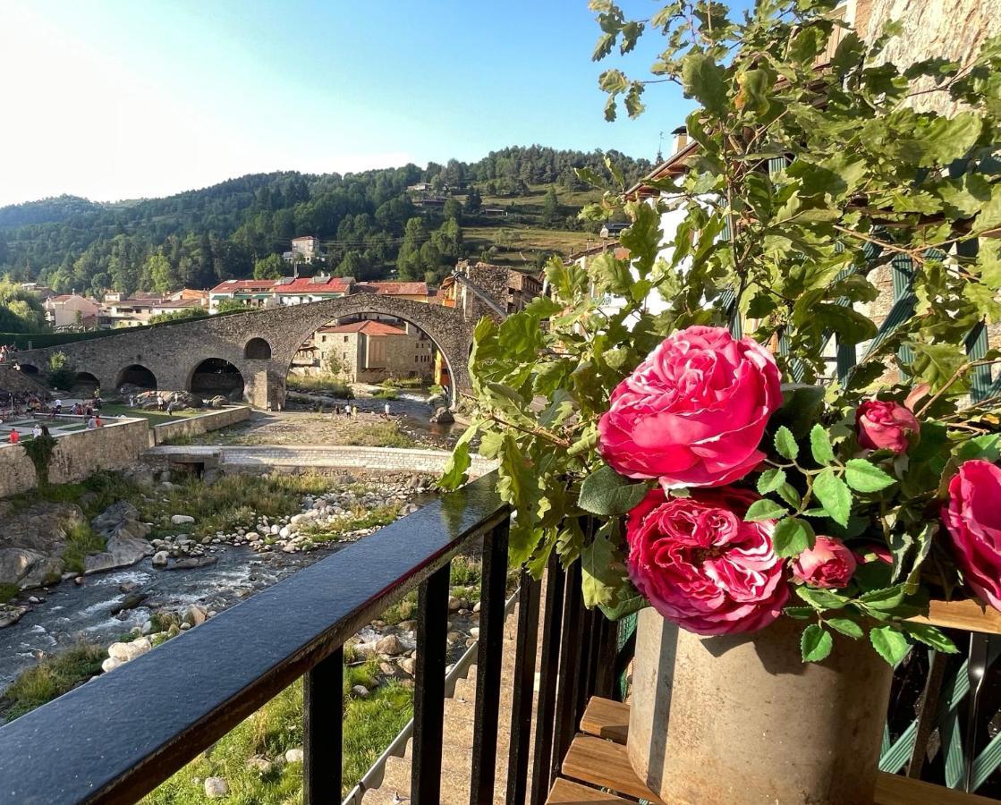 Apartamento Colgante Al Rio Con Vistas Al Puente كامبروذون المظهر الخارجي الصورة